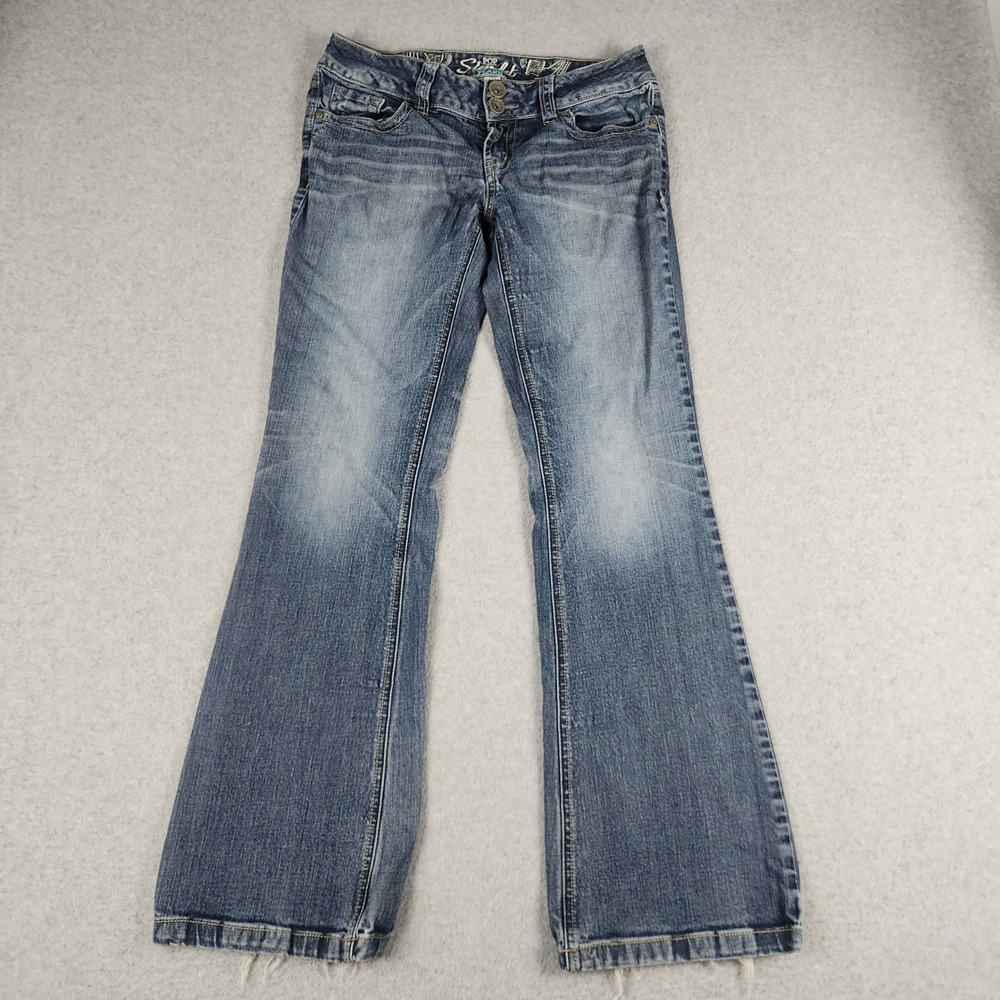 Refuge Pop Starlet Flare Jeans Womens 6R Blue Denim Low Rise Embroidered Pocket